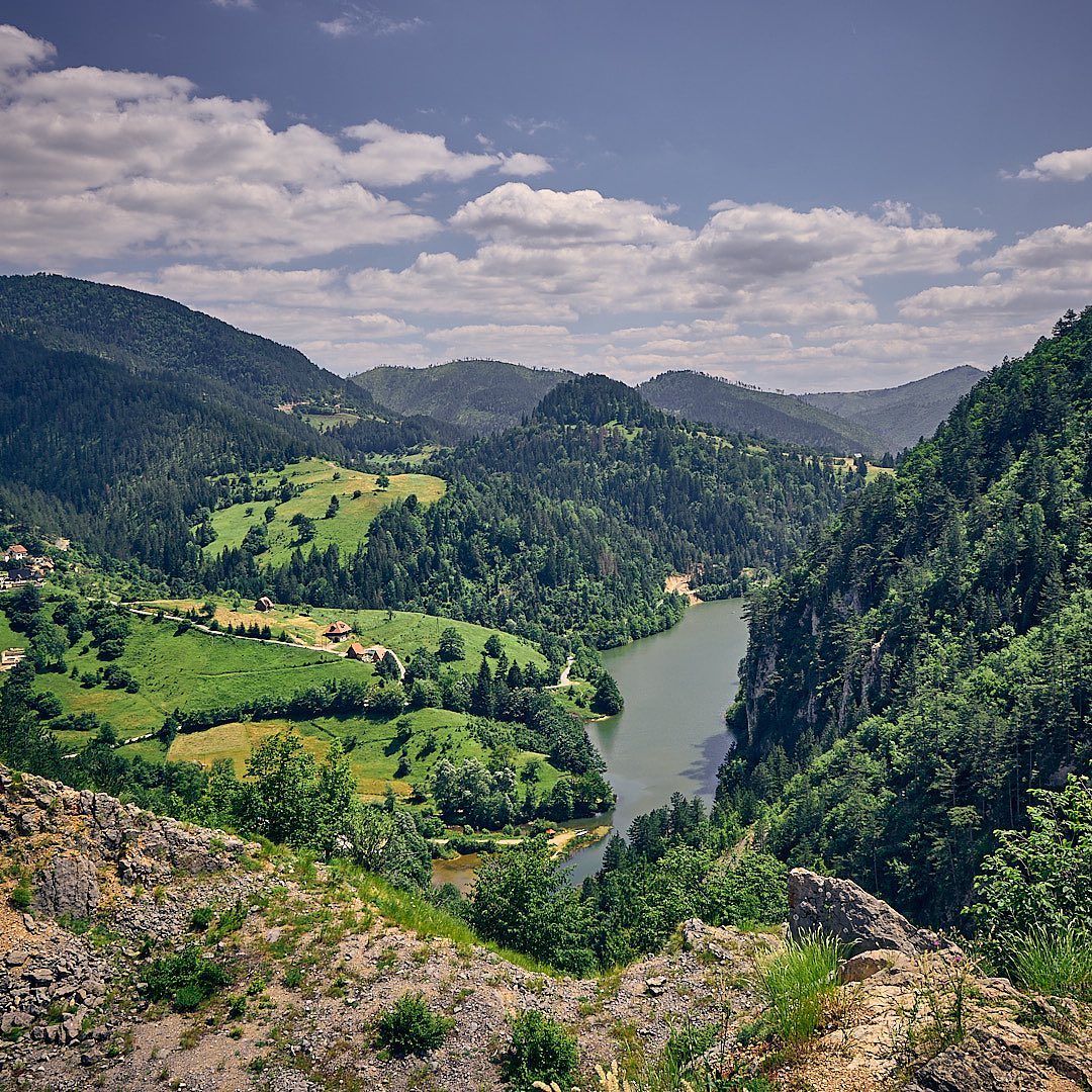 Click to enlarge the photograph Photo 156 from Igor Maric's photography collection