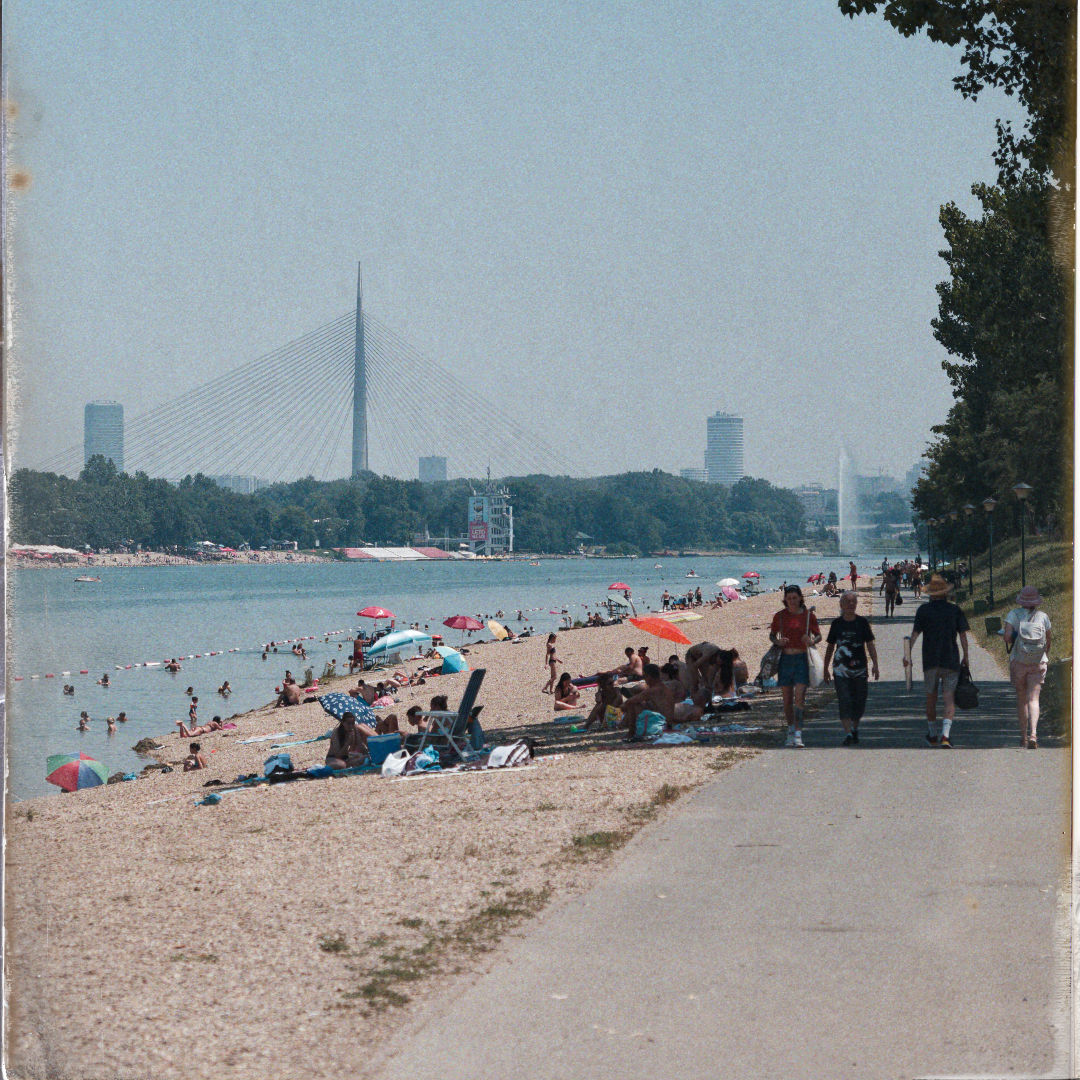 Click to enlarge the photograph Photo 54 from Igor Maric's photography collection